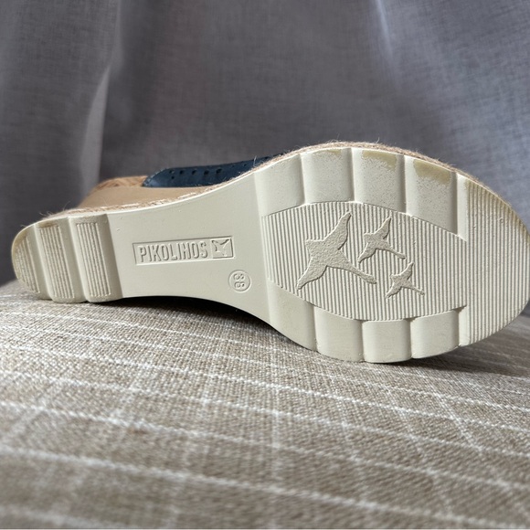 PIKOLINOS BALI LASER CUT WEDGES BLUE - Picture 12 of 13